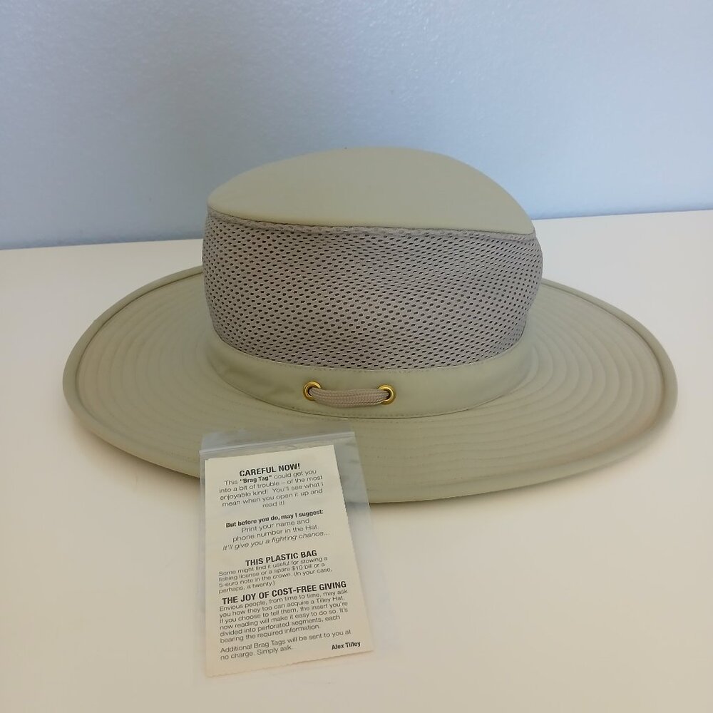 Tilley Lightweight Mesh Hat Khaki/Tan LTM8 Size 7.5 with Brag Tag Hiking Travel